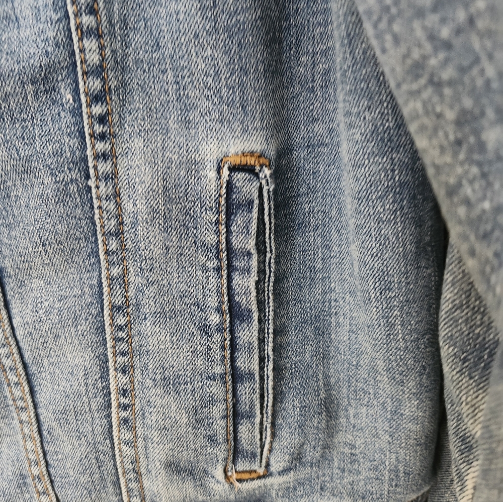 Re Worked Denim Jacket With Patchwork Star On Back - Picture 9 of 9